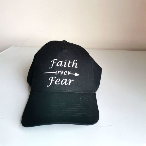 Accessories - NWT Unisex Faith Over Fear Baseball Cap.